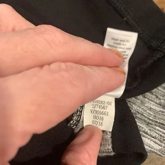 Athleta Color Block Cooldown Workout MIDI-Dress Black, Grey Women Size Small - Picture 11 of 11